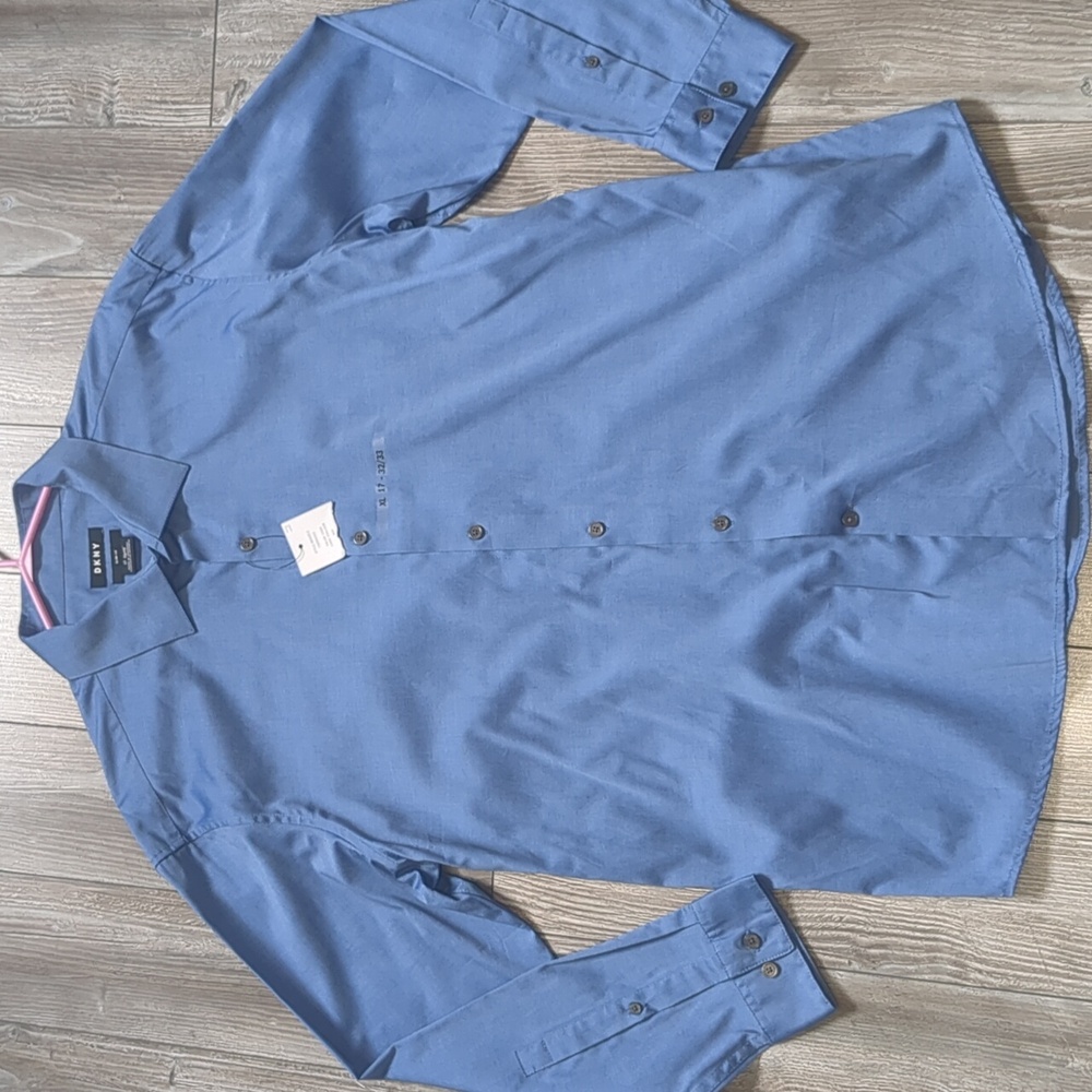 NWT DKNY Slim Fit Blue Button Down Dress shirt XL 17 32/33